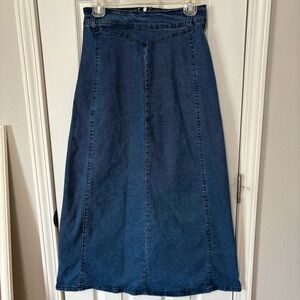 Women’s S Denim Midi Skirt Long Straight Paneled Modest Zip Close Medium Wash